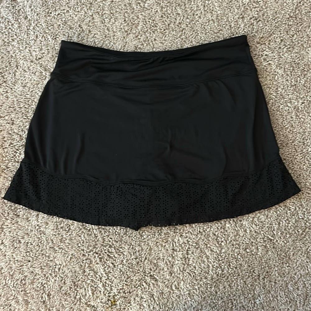 Black tennis skirt, size US Medium